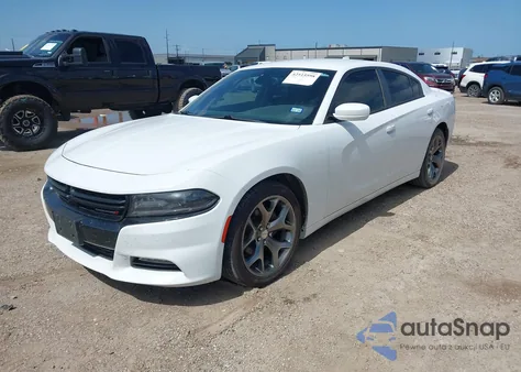 2016 Dodge Charger Sxt z USA, uszkodzony, nr VIN 2C3CDXHG7GH205529